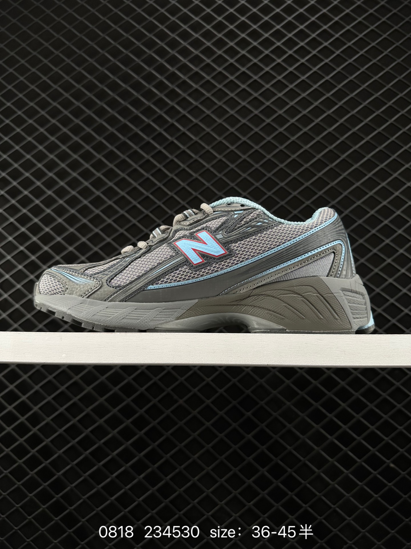 New Balance MR740 NB